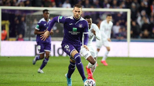 持了13場 持了13場