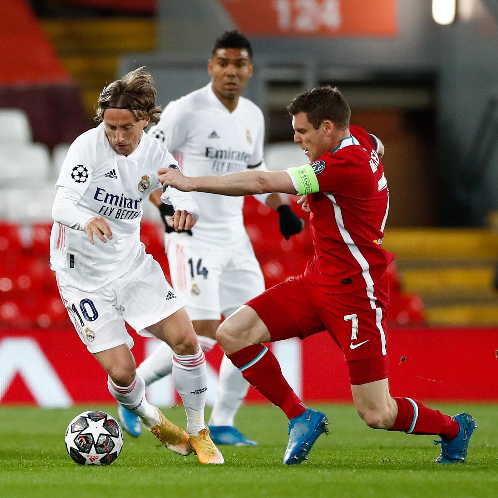 辽宁3-0横扫新疆晋级4强！赵继伟22分威尔斯25+9